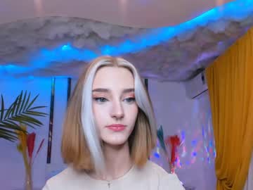 webcam girl elaine_diaz live cam image #200398