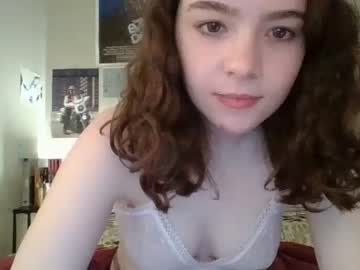 webcam girl into_the_panda live cam image #4094425