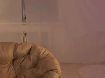 webcam girl uwunikaa live cam image #11617691