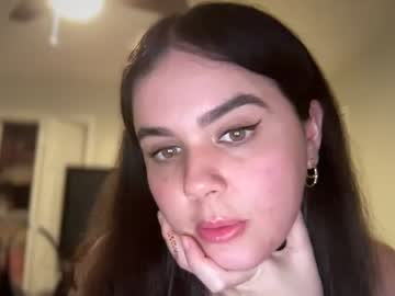 webcam girl gia_is_horny live cam image #8819026