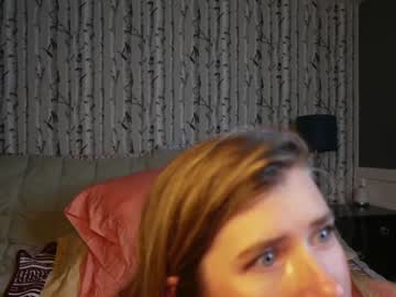 webcam girl lucy_gooosey live cam image #6629570