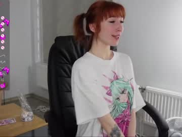 webcam girl agelina_summer live cam image #8525561