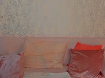 webcam girl madeline_jackson live cam image #4943186