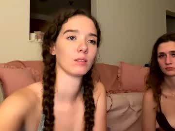 webcam girl kylieexoxoxo2432 live cam image #9797202