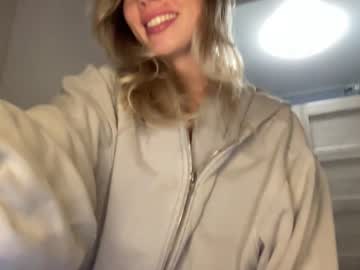webcam girl angel_from_sky live cam image #6291810