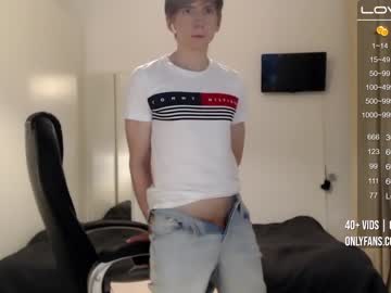 webcam man buddybody live cam image #2993275