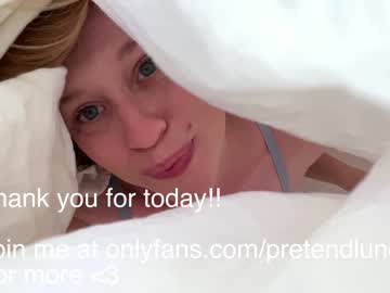 webcam girl pretendlunch live cam image #6798983