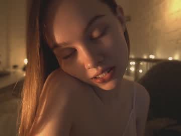 webcam girl bibi_it_is live cam image #2559893