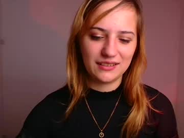 webcam girl molly_lyyy live cam image #10882961
