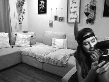 webcam couple livanddrew live cam image #617937