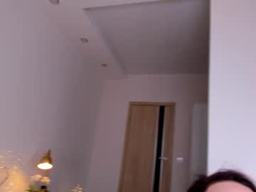 webcam girl roxy_blue_eyed_ live cam image #9706570