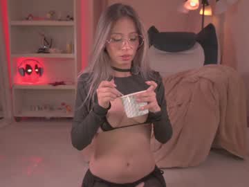 webcam girl soficb live cam image #13044782