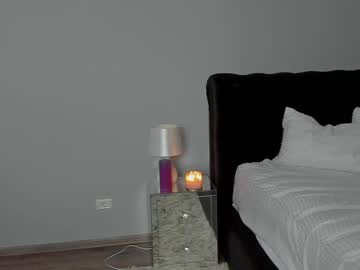 webcam girl moniqueeass live cam image #2338462