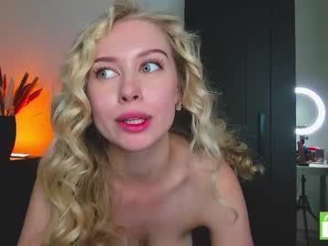 webcam girl aleksa_cutie live cam image #13014321