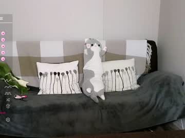 webcam girl small_blondee live cam image #7456150