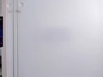 webcam girl lili_foxy live cam image #10757687