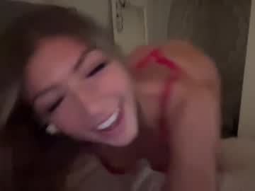 webcam girl lilyrossi live cam image #8798520