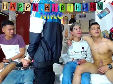 webcam man sextwinksx live cam image #6105317