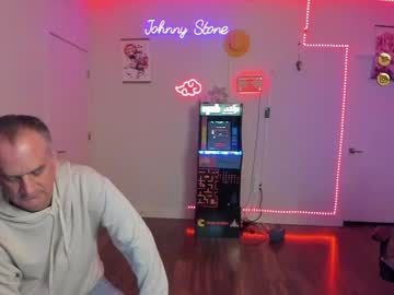 webcam man thejohnnystone live cam image #11644546