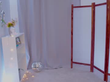 webcam girl silent_chill live cam image #5691241