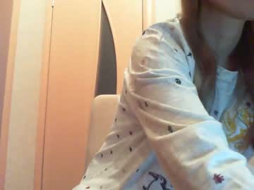 webcam girl kyliesweetyy live cam image #1117839