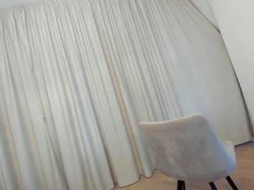 webcam girl ehotlovea live cam image #8939046