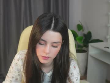 webcam girl lucky_forme live cam image #12007991