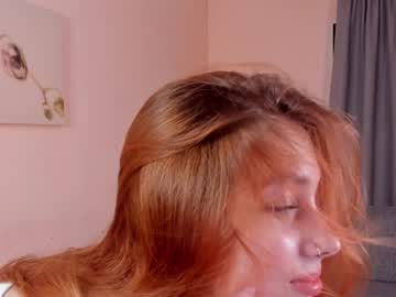 webcam girl shirleywhitney live cam image #6702194