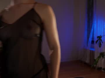 webcam girl alisonrouge live cam image #8220179