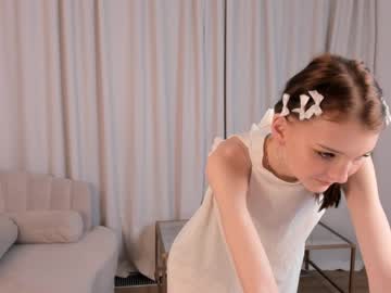 webcam girl edithgalpin live cam image #9197408
