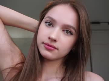 webcam girl hecola live cam image #12209541