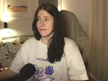 webcam girl girl_u_never_met live cam image #12782046