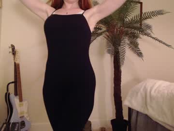 webcam girl dominiquemystique live cam image #7220080