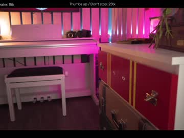 webcam girl hermione_potter_couple live cam image #3955201