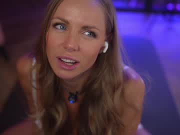 webcam girl eva_fashionista live cam image #10300174
