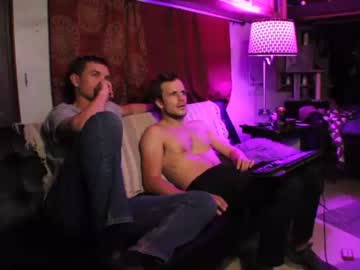 webcam man hollandhousestudios live cam image #1670439