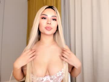webcam girl bae_suz live cam image #413763