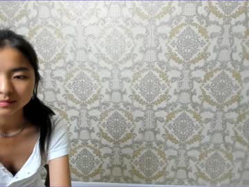 webcam girl shy__kira live cam image #6778920