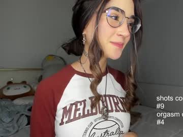 webcam girl lonelly_lolly98 live cam image #8985163