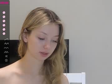 webcam girl evafrancis live cam image #6301983