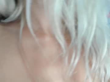 webcam girl yesonee live cam image #6223363