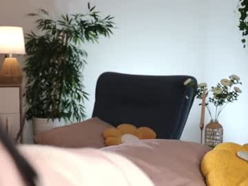 webcam girl hinatabroks live cam image #10880897