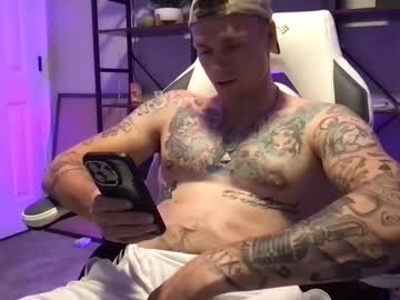 webcam man mrryanvoss live cam image #10562338