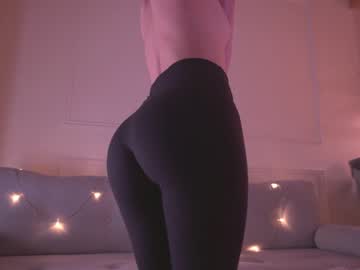 webcam girl elena_li live cam image #5430234