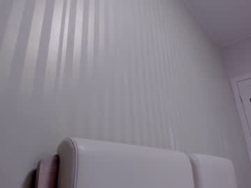 webcam girl aminaswan_ live cam image #1641621