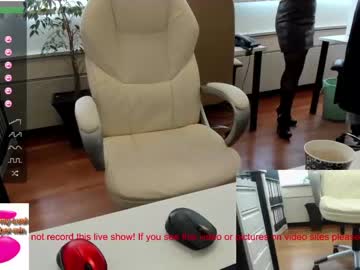 webcam couple milf_viktoria live cam image #459373