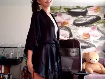 webcam girl jennycutey live cam image #1996850