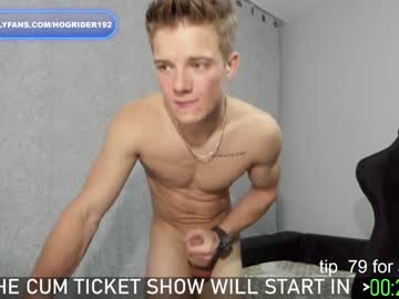 webcam man hogrider192 live cam image #7509219