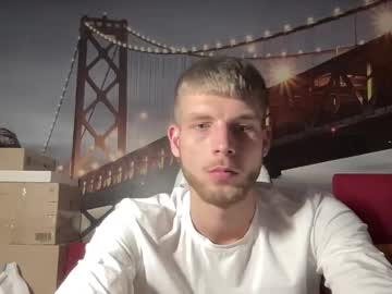 webcam man raw_edge live cam image #11570875