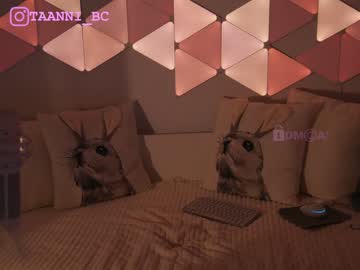 webcam girl taanni_bc live cam image #7749004